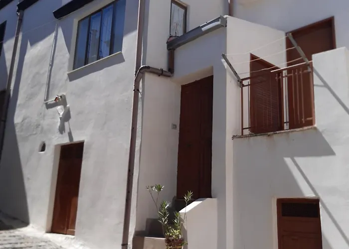 La Casa Di Lina * Milena